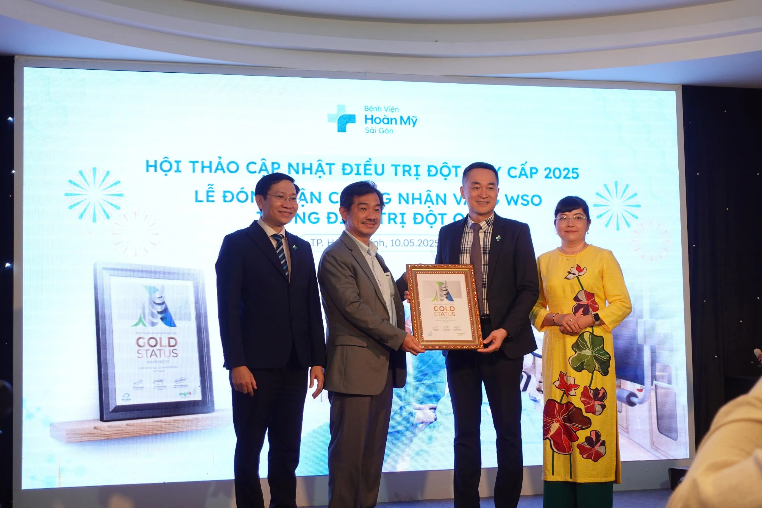 PGS Nguyễn Huy Thắng: 'Nếu 10 bác sĩ đột quỵ thì 7 bác sĩ phải bỏ nghề' - Ảnh 2.