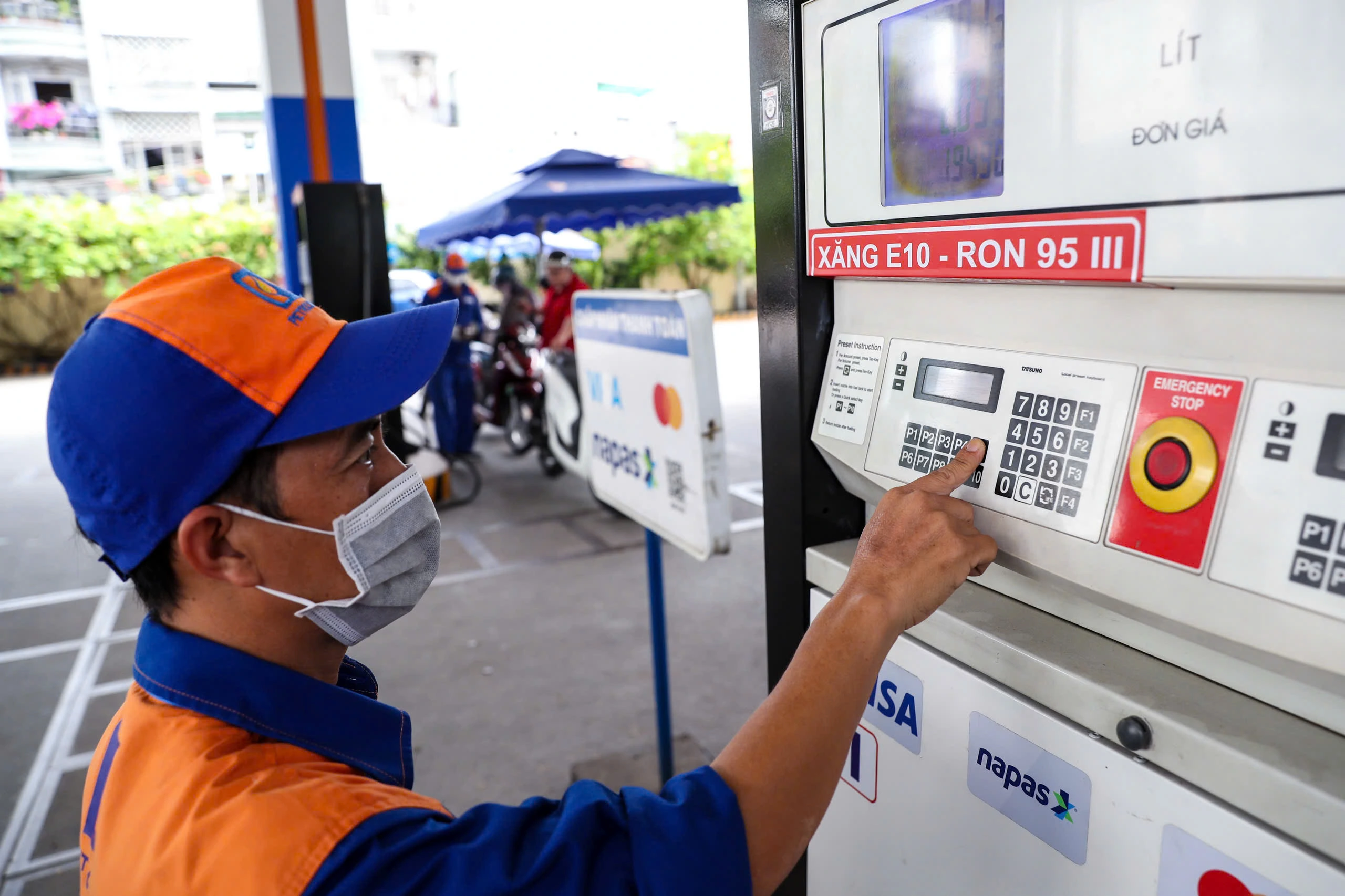 Giá xăng dầu hôm nay 30.7.2025: Liệu có đợt tăng giá mới sắp tới? - Ảnh 1.
